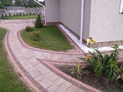 tanie ukladanie kostki brukowej Chodziez