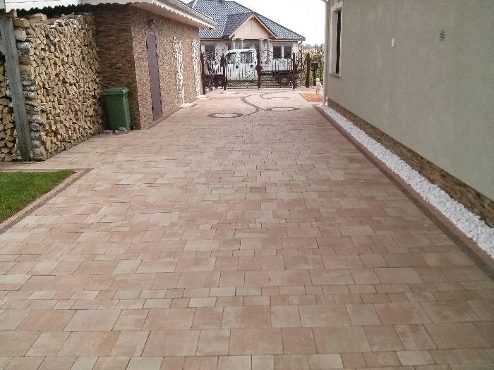 układanie brukowej kostki w Bydgoszczy cena