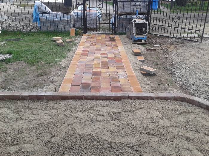 układanie brukowej kostki Toruń