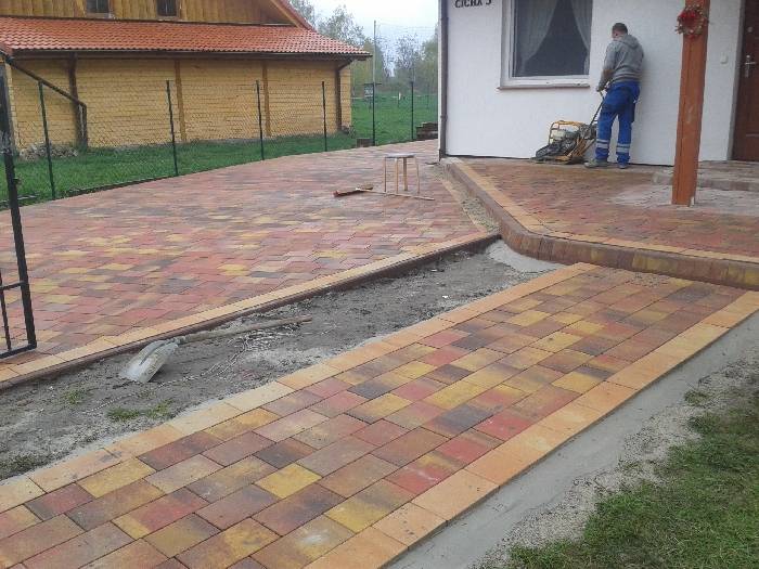 tanie układanie kostki brukowej Piła