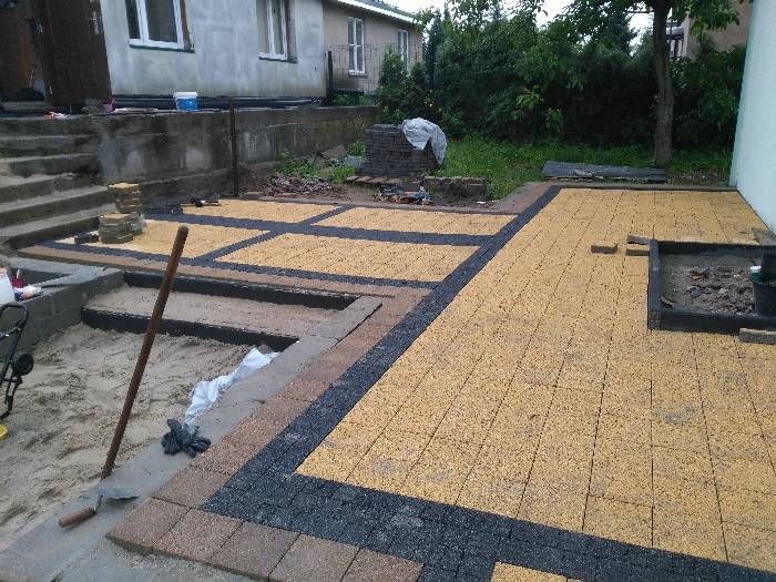 układanie brukowej kostki Toruń